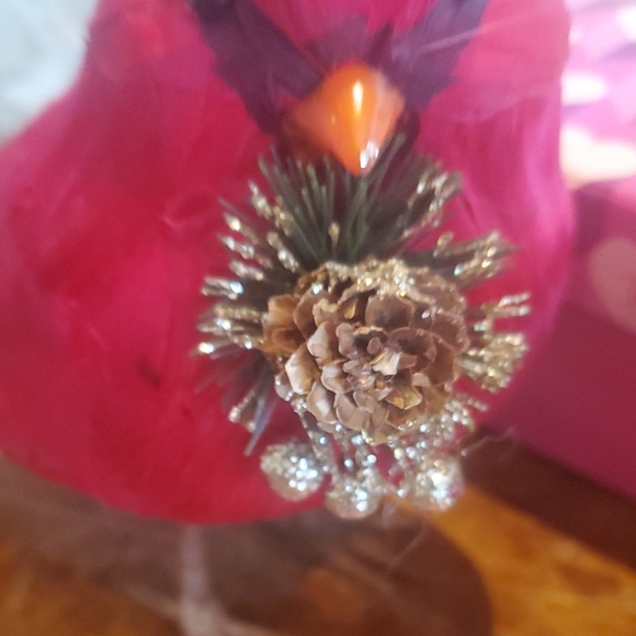 Ashland Red Bird Decor Accents with Metallic Neck Details - Picture 7 of 9